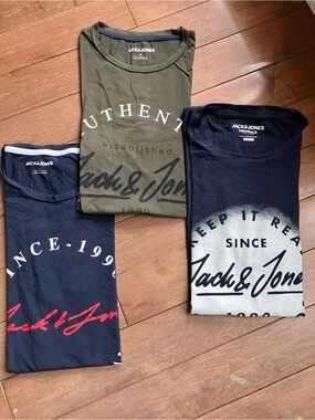 Jack & Jones Graphic Tees